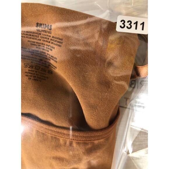 SKIMS Fits Everybody Cami Bodysuit Scoop Neck in Sienna Brown Size 4XL - Picture 9 of 9